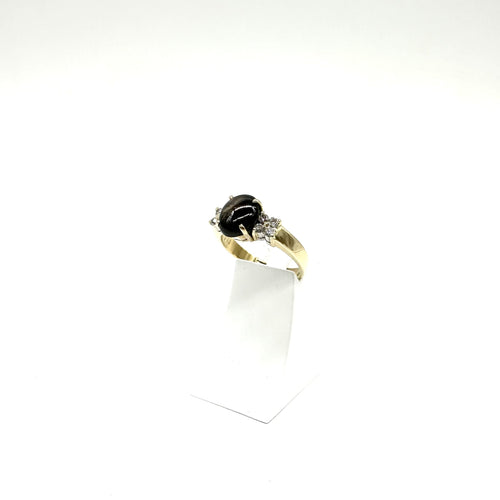 Bague 57 Bague en or jaune 750 avec saphir noir étoilé et diamants 58 Facettes Z15B51684