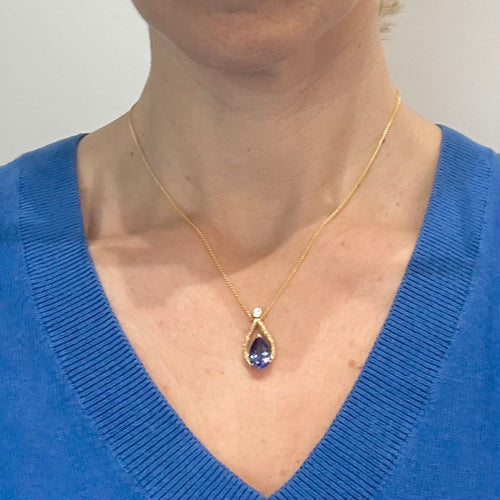 Pendentif Pendentif en or jaune 750 avec tanzanite et diamant 58 Facettes Z15B51652