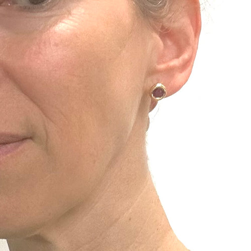 Boucles d'oreilles Boucles d’oreilles en or jaune 750 et rubis 58 Facettes Z1351474