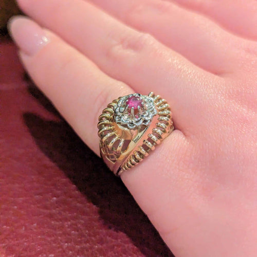 Bague 52 Bague en or rose et or blanc 18 carats avec rubis 58 Facettes 28993