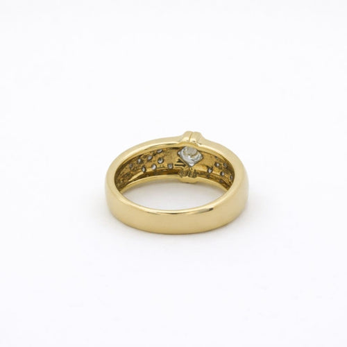 Bague 53 Bague en or jaune 18 carats et diamants 58 Facettes 30142