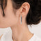 Boucles d'oreilles Boucles d'oreilles pendantes en or blanc et diamants 58 Facettes 30220