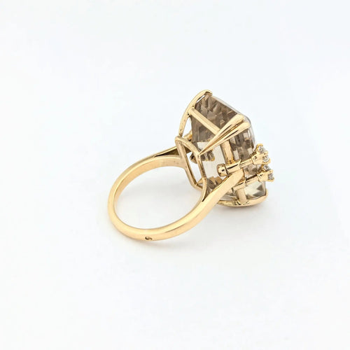 Bague 50 Bague en or jaune 18 carats au quartz fumé et diamants 58 Facettes 30602