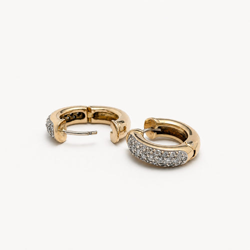 Boucles d'oreilles Boucles d'oreilles créoles en or jaune et diamants 58 Facettes 31136