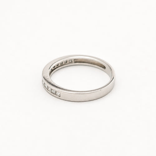 Bague 53 Demi-alliance - Bague en or blanc et diamants princesse 58 Facettes 31889