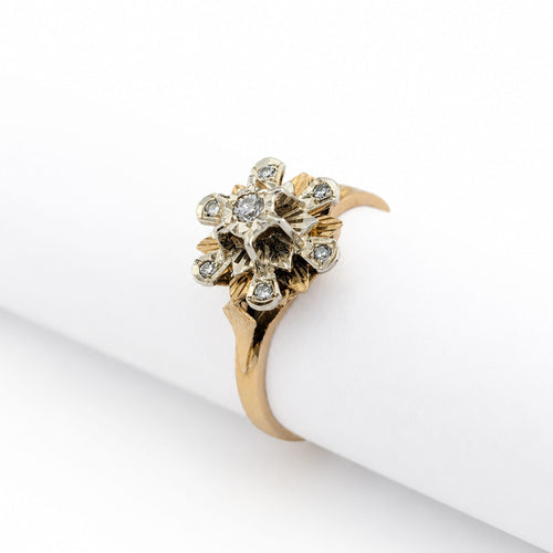 Bague 56 Bague fleur en or jaune 18 carats et diamants 58 Facettes 32701