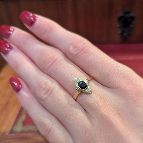 Bague 53 Bague marquise en or jaune, saphir et diamants 58 Facettes 32638