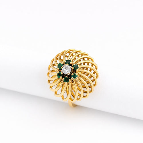 Bague 48 Bague dôme en or jaune 18 carats, diamant et pierres vertes 58 Facettes 32611