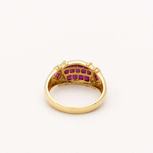 Bague 52 Bague en or jaune, rubis synthétiques et diamants 58 Facettes 32229