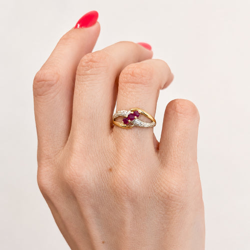 Bague 53 Bague croisée en or jaune, or blanc, diamants et rubis 58 Facettes 32235