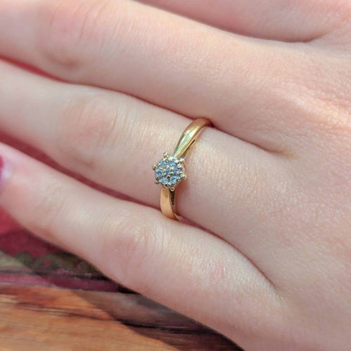 https://18carats.fr/wp-content/uploads/2025/04/32241-33407-Solitaire-en-Or-Jaune-et-Diamants-scaled.jpg