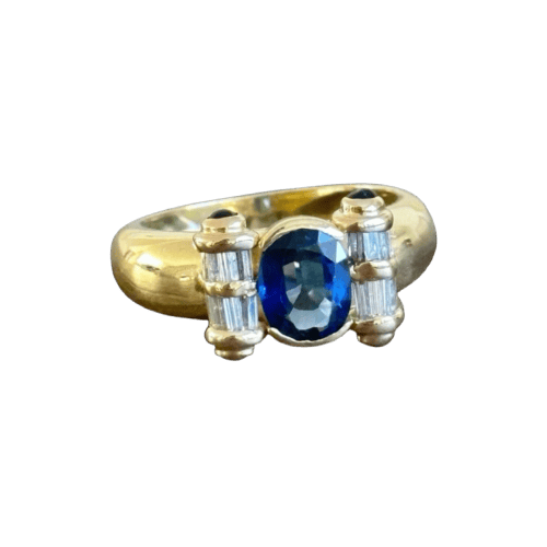 Ring med safirer og diamanter i 18 karat guld 