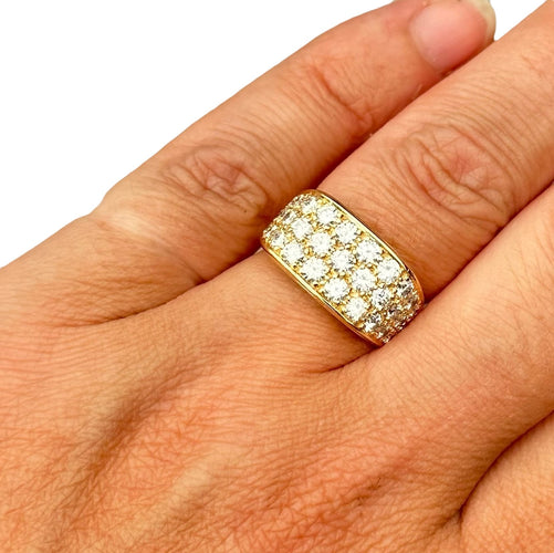 Bague 54 Bucherer - Bague pavée diamants en or jaune 18 carats 58 Facettes 312