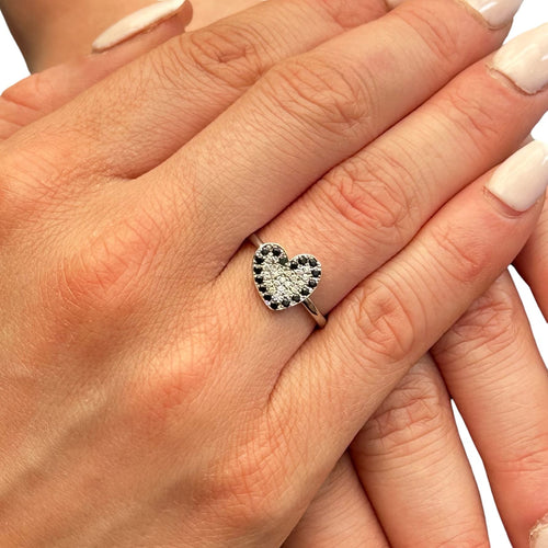 Bague 53 Vanessa Tugendhaft - Bague cœur en or blanc 18 carats, diamants et saphirs 58 Facettes 294