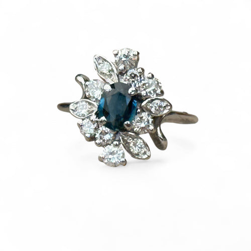 Bague 58 Bague fleur saphir et diamants en or blanc 18 carats 58 Facettes 256