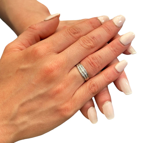 Bague 50 Alliance double rang diamants en or blanc 18 carats, serti rail 0,24 ct 58 Facettes 206