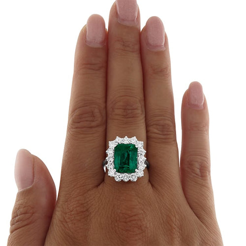 Bague Guidetti - Bague en or blanc avec émeraude et diamants 58 Facettes G3552