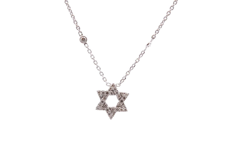 Collier Collier en or 18k et diamants 58 Facettes 27829