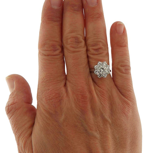 Bague Anello marguerite en or blanc et diamants 58 Facettes G3890