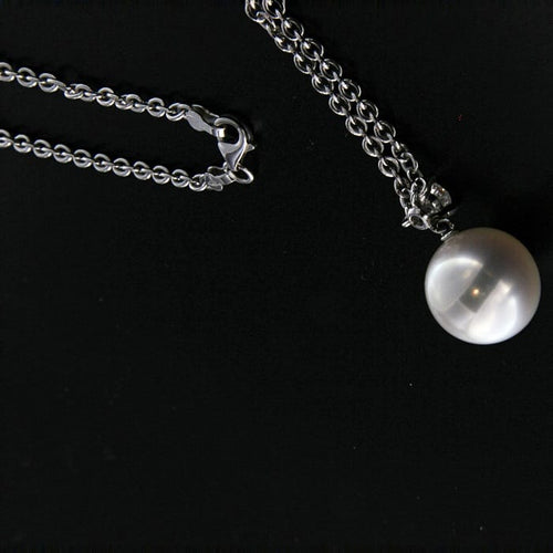 Pendentif Guidetti - Girocollo en or blanc perle australienne et diamant 58 Facettes G2199