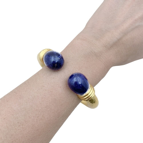 Bracelet Bracelet jonc Ilias Lalaounis, collection "Neolithic", en or jaune martelé et sodalite. 58 Facettes 34906