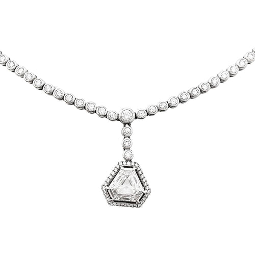 Collier Collier cravate rivière en or blanc 750 serti de diamants 58 Facettes 25379