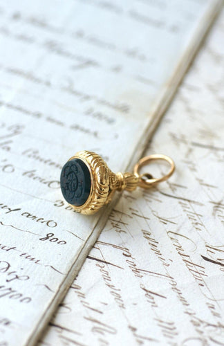 Colgante Sello colgante en oro amarillo de 18k y jaspe sanguíneo 58 Facettes