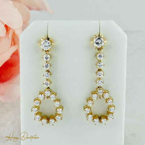 Boucles d'oreilles Boucles d’oreilles pendantes en or jaune 585 et diamants 3,66 ct 58 Facettes 1842