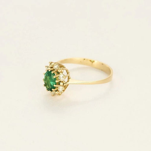 Bague 55.5 Bague marguerite en or jaune 18k et émeraude entourée de diamants 58 Facettes BA623