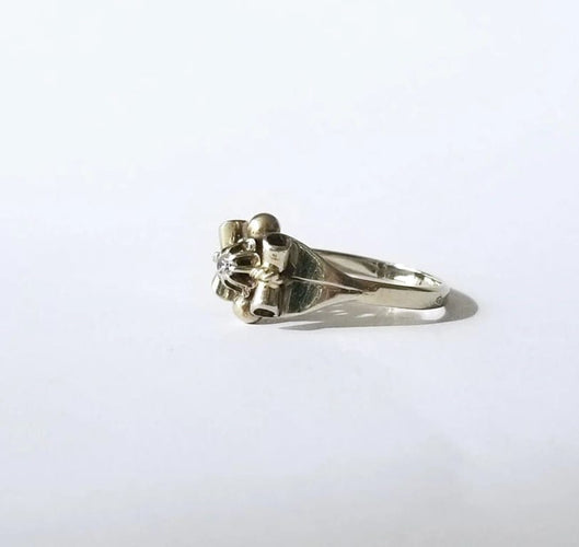 Bague 53 Bague ancienne en or blanc 18k et diamant 0,05 carat 58 Facettes