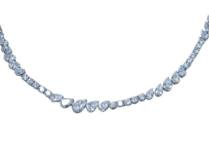 Collier Collier rivière de diamants Or blanc 58 Facettes 190