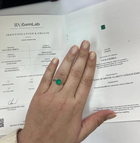 Émeraude colombienne certifiée 1,47 carat 58 Facettes COL-03