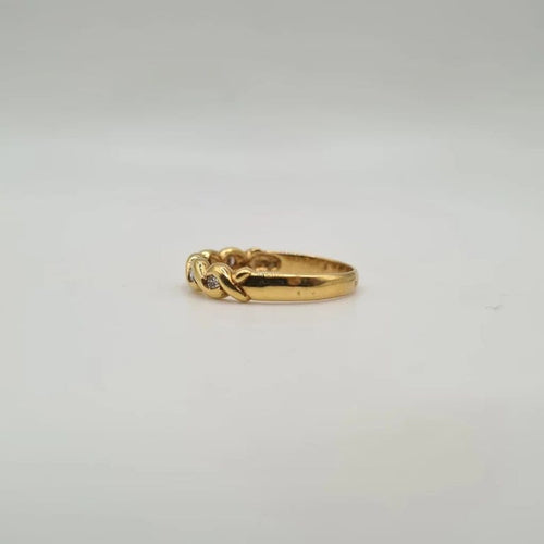 Bague 55 Demi-alliance or jaune 18 carats sertie de diamants 58 Facettes