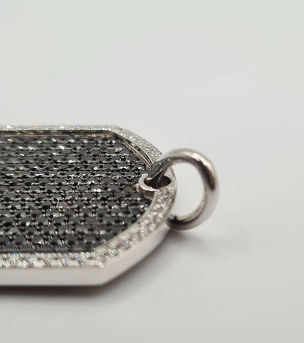 Pendentif Pendentif or blanc serti de diamants noirs et blancs 58 Facettes