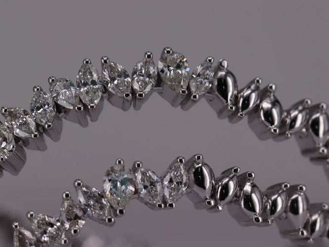 Bracelet Bracelet cocktail Diamants poires et marquises 58 Facettes P680