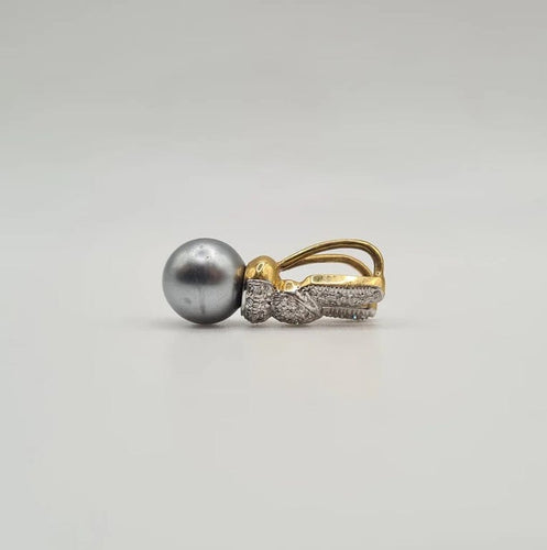 Pendentif Pendentif or jaune serti d’une perle Tahiti et diamants 58 Facettes