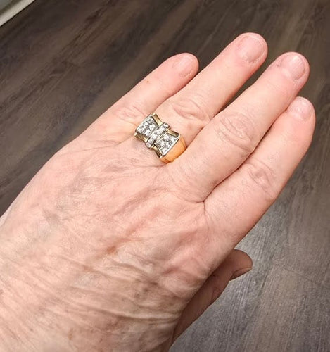 Bague 60 Bague papillon en or jaune et diamants, époque 1945-1947 58 Facettes C 1052