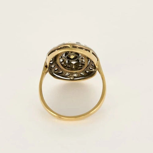 Bague 58.5 Bague à chaton ovale, or blanc et or jaune, diamants jaune et blanc 58 Facettes 58FC105