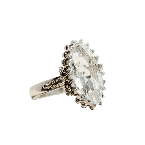 Ring 52,5. Antiker Ring aus 18 Karat Weißgold mit Marquise-Aquamarin 58 Facettes 2961