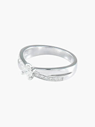 Bague 54 Bague solitaire en or gris et diamants 0,31 ct 58 Facettes 41200261