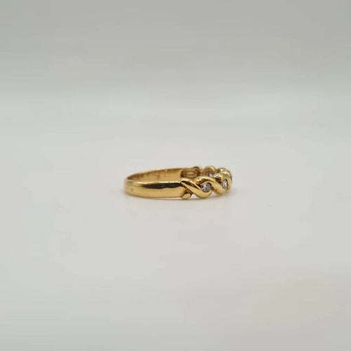 Bague 55 Demi-alliance or jaune 18 carats sertie de diamants 58 Facettes