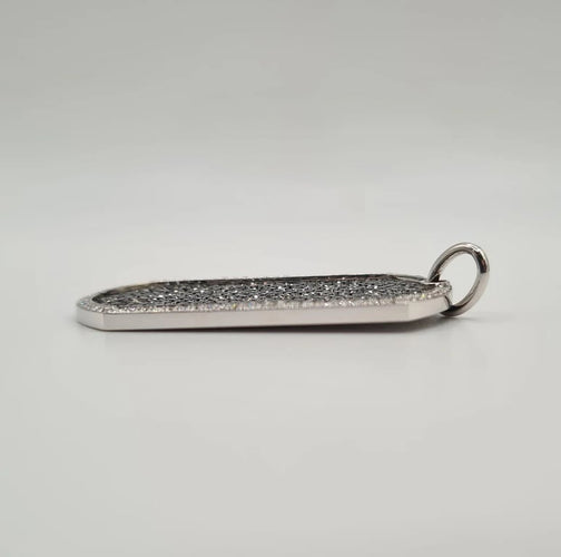 Pendentif Pendentif or blanc serti de diamants noirs et blancs 58 Facettes