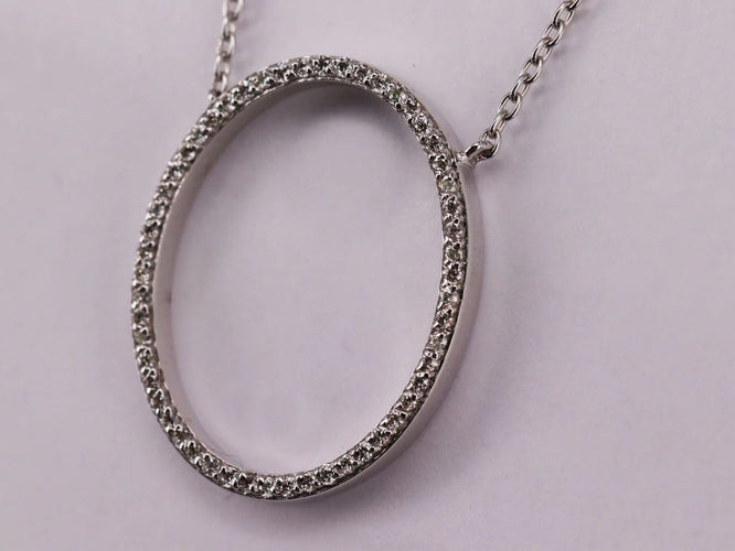Collier Collier Pendentif ovale diamants or blanc 58 Facettes NECK32