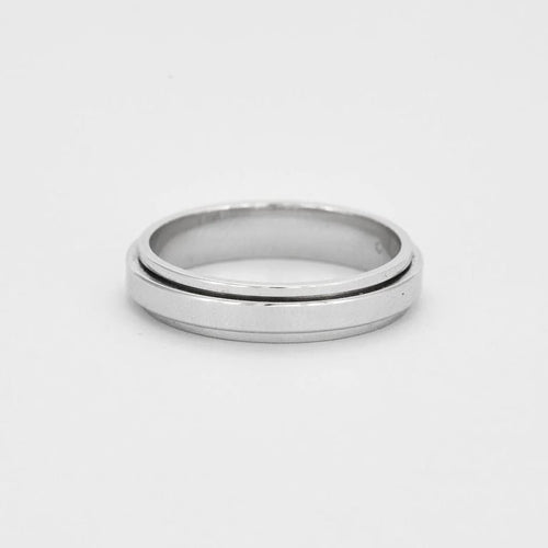 Bague 62 Piaget - Bague Alliance Possession en or gris 18k 58 Facettes B4