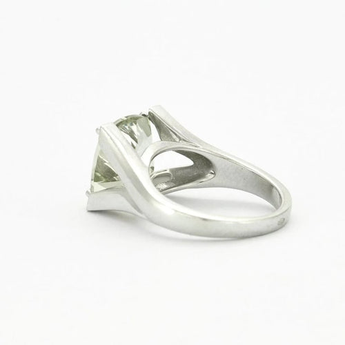 Bague 54 Bague moderniste prasiolite coussin en or gris 18k et diamants 58 Facettes ALGU26