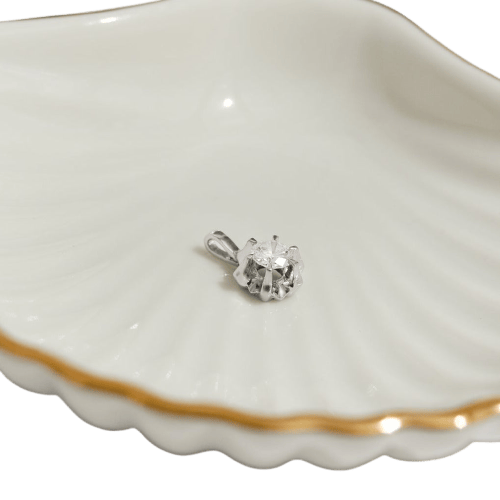 Pendant 14-carat white gold pendant with 0.63 ct brilliant-cut diamond 58 Facettes 2965