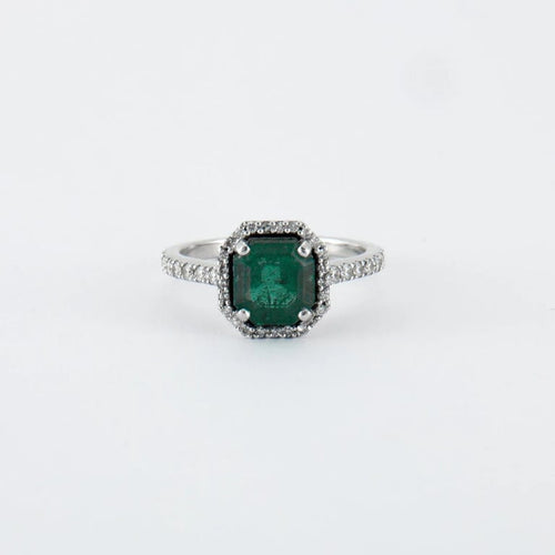 Bague 50 Bague en or blanc, émeraude & diamants 58 Facettes