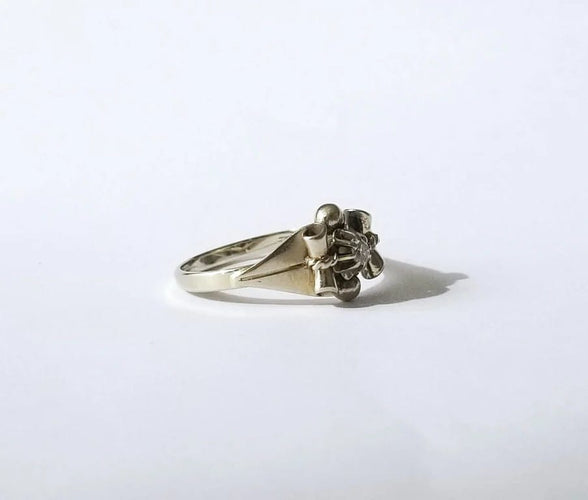 Bague 53 Bague ancienne en or blanc 18k et diamant 0,05 carat 58 Facettes