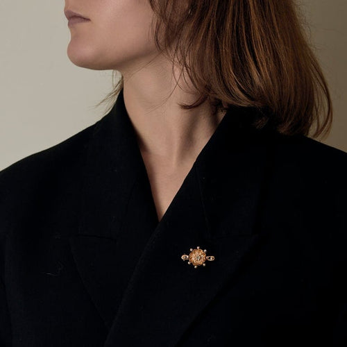 Broche Broche "flor" en oro amarillo de 18k y diamantes 58 Facettes SMA0401