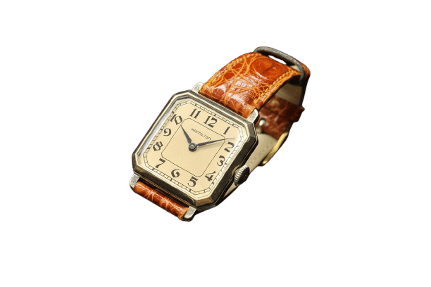 Montre Hamilton Place - Montre Square 1926 en or blanc 14k 58 Facettes